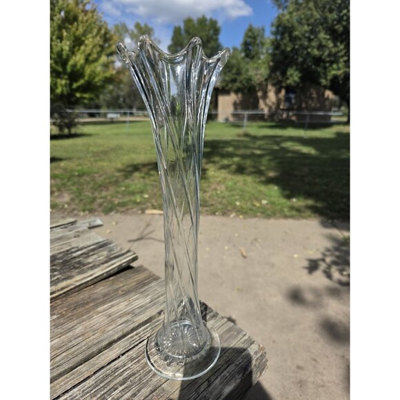 Twisted Ribbed Swung Spiral Vase Clear Glass 13" H Starburst Base - Picture 2 of 11